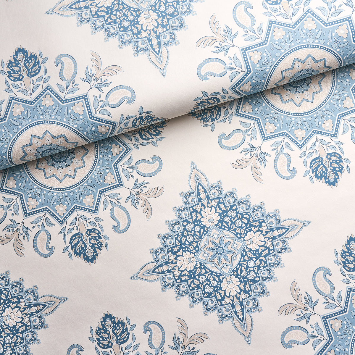 MONTECITO MEDALLION | China Blue