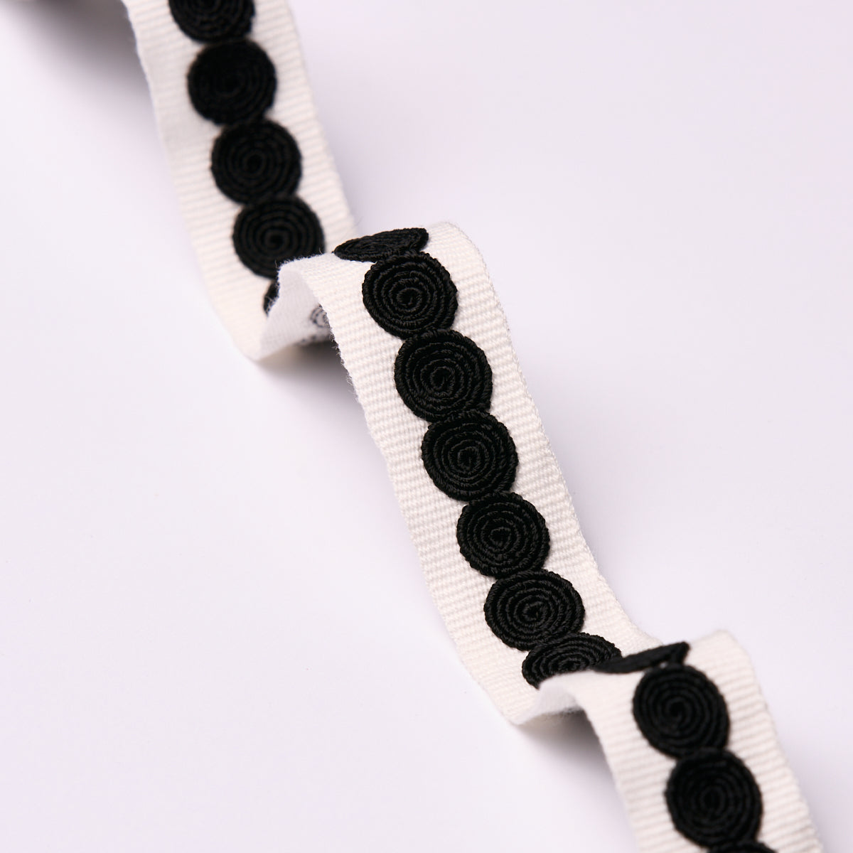 CASTILLE TAPE NARROW | Black On Ivory