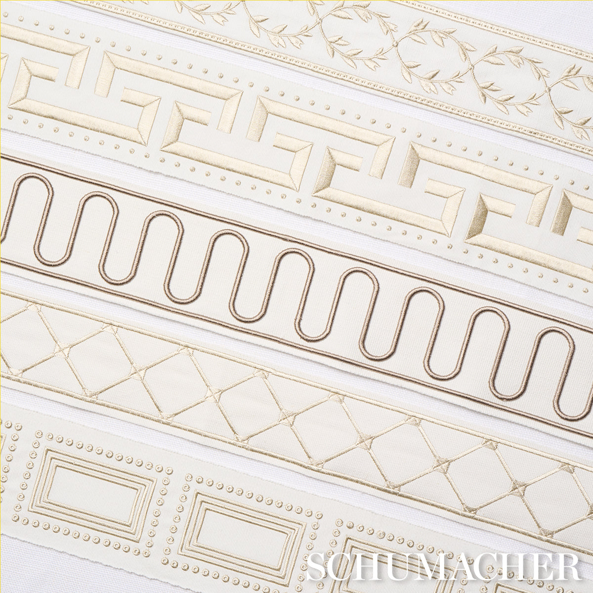 ROYERE SCROLL | Ivory