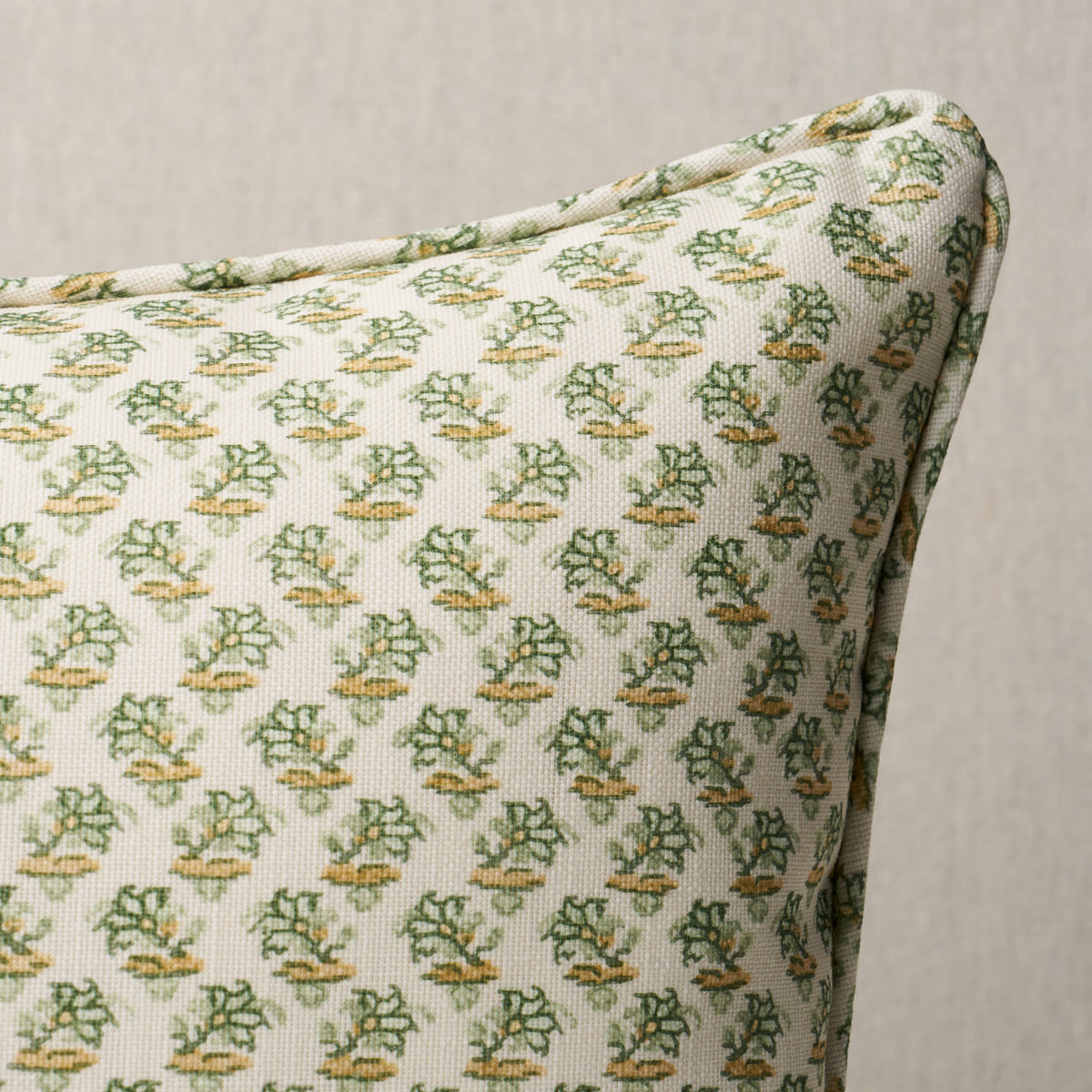 Oleander I/O Pillow | Leaf Green